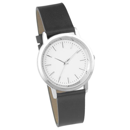 Reloj con caja metalica y correa de piel