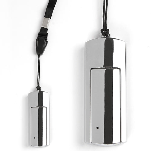 Memoria usb metalica giratoria de 8 gb con estuche de plastico y colgante