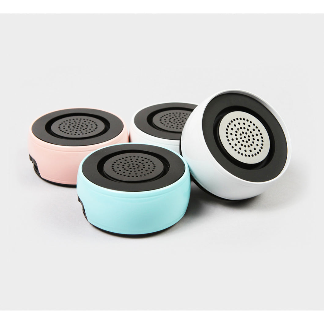 Bocina portatil circular bluetooth fabricada en metal y plastico